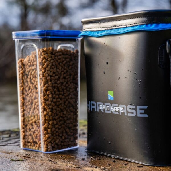 PRESTON Pojemnik na przynęty Bait Safe Container