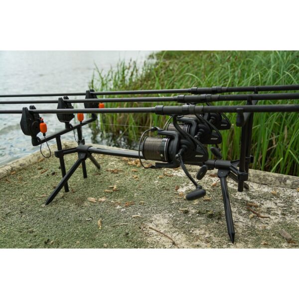 FOX EOS Rod Pod na 3 wędki