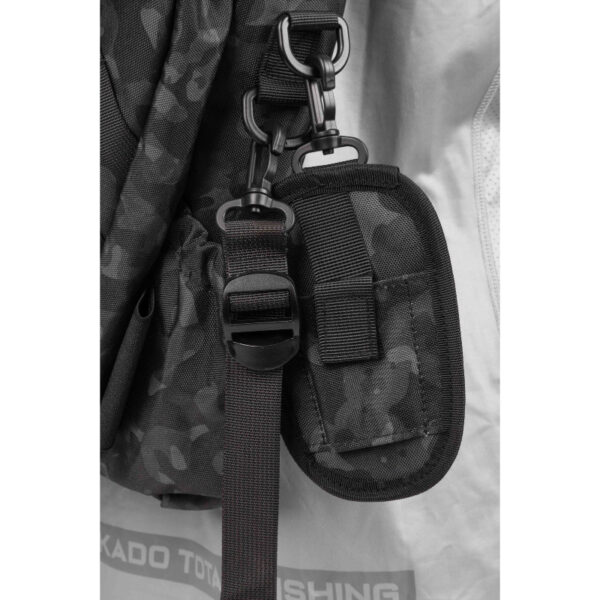 MIKADO Plecak Sling Bag Large Black Camo 39x24x9cm